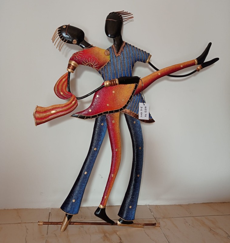 Dancing Couple Metal Wall Hanging Showpiece